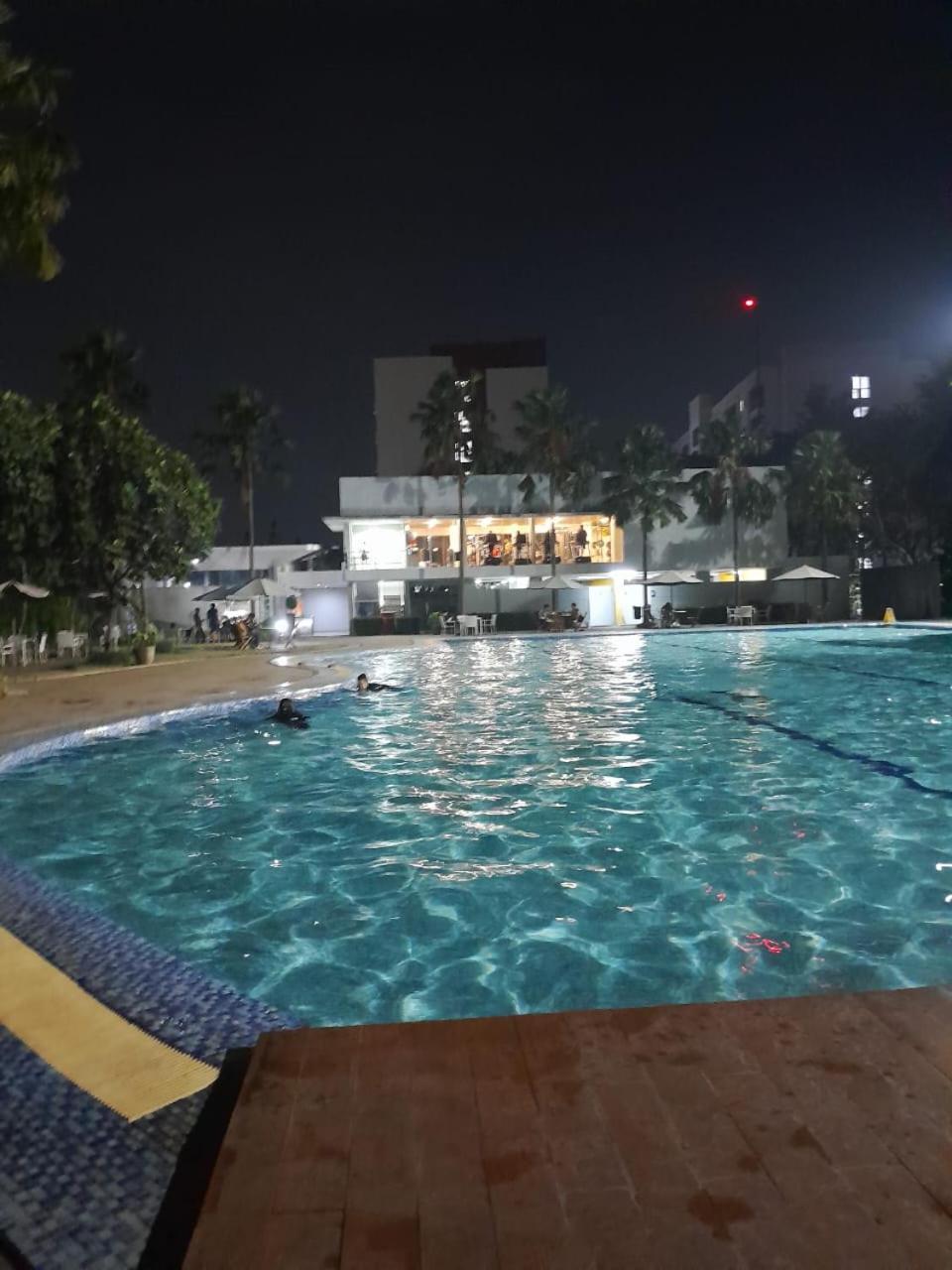 Nature Inn Aeropolis Ar3 Tangerang Exterior foto